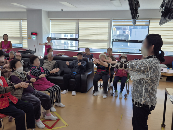 5ad966cb3ac6f30883af62677ef2de96_1761631302_8657.png 5ad966cb3ac6f30883af62677ef2de96_1761631302_8657.png