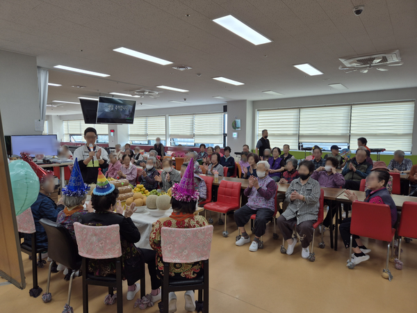 5d5c964574e39d6fd22d211f4d787fab_1760075995_0677.png 5d5c964574e39d6fd22d211f4d787fab_1760075995_0677.png