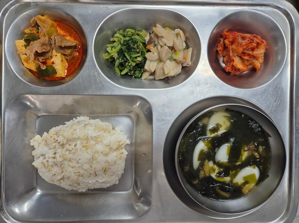 75c6a048550555b13a6ee4f3ad8c9be0_1760941946_8513.jpg 75c6a048550555b13a6ee4f3ad8c9be0_1760941946_8513.jpg