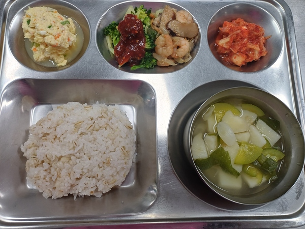 af8be305325e99591faad75d1caed25f_1760768192_7733.jpg af8be305325e99591faad75d1caed25f_1760768192_7733.jpg