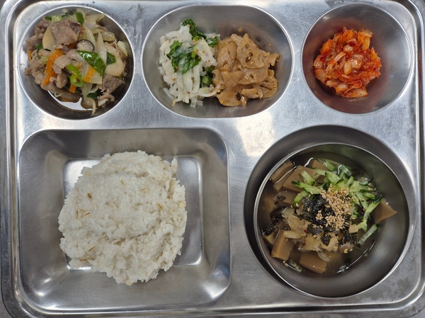 58ea936138f94b8e7dc289604de4da75_1763707430_1556.jpg 58ea936138f94b8e7dc289604de4da75_1763707430_1556.jpg