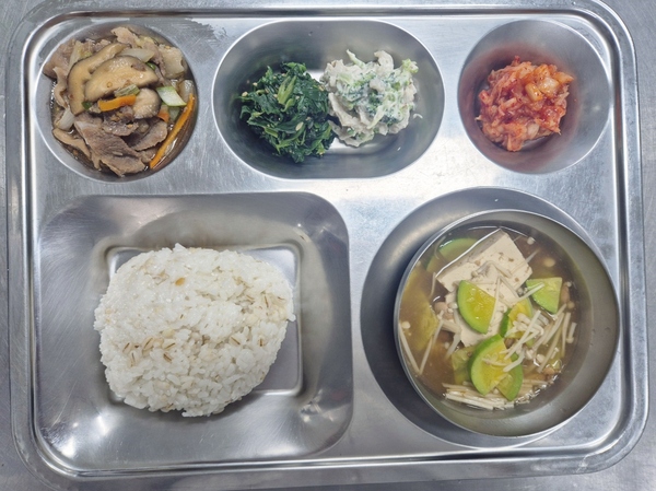 8db4fe9cd3e65d85e68809af3288628b_1763970996_6999.jpg 8db4fe9cd3e65d85e68809af3288628b_1763970996_6999.jpg