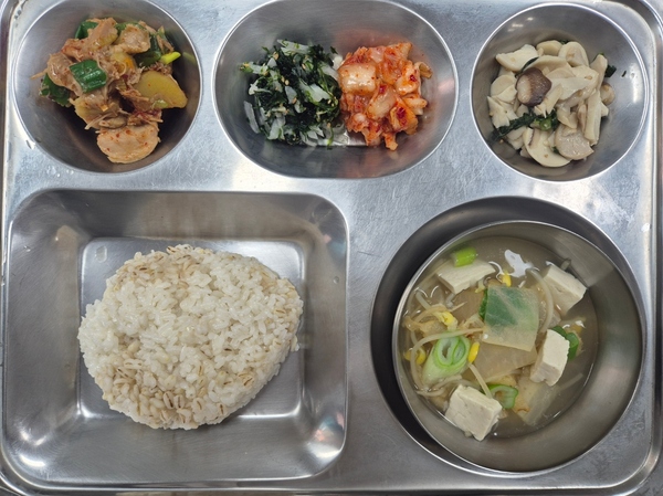 a4de9d891593aecd1d1838613011fcd3_1763016442_9036.jpg a4de9d891593aecd1d1838613011fcd3_1763016442_9036.jpg