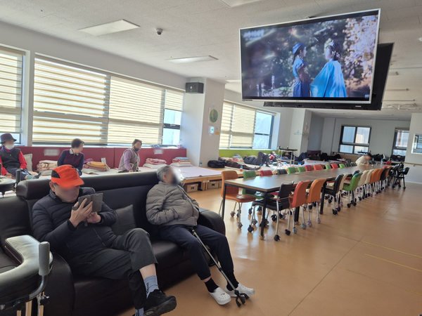 775fa28f2663738f6876e5807eef2d35_1764742103_2535.png 775fa28f2663738f6876e5807eef2d35_1764742103_2535.png