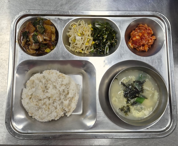 775fa28f2663738f6876e5807eef2d35_1764748815_7224.jpg 775fa28f2663738f6876e5807eef2d35_1764748815_7224.jpg