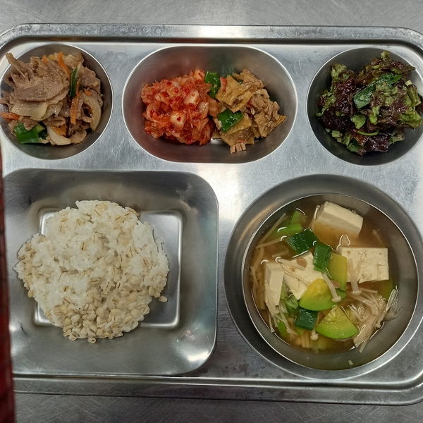 ab6b5a4cc2bb7c1dd3b015955cd8ed57_1764657807_2876.jpg ab6b5a4cc2bb7c1dd3b015955cd8ed57_1764657807_2876.jpg