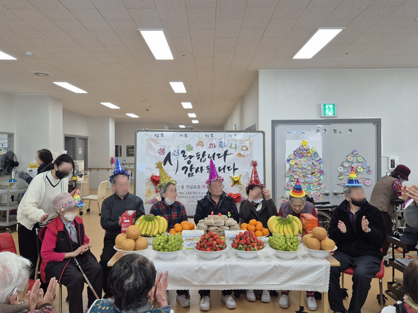 594dcc31e5bae10162463794b85acad0_1767334491_2979.png 594dcc31e5bae10162463794b85acad0_1767334491_2979.png