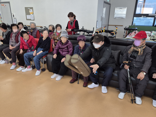 a27305a4e59c29c40f2bd9d1aac83ec2_1769839974_8972.png a27305a4e59c29c40f2bd9d1aac83ec2_1769839974_8972.png