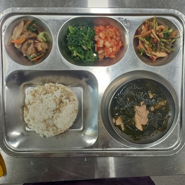 a27305a4e59c29c40f2bd9d1aac83ec2_1769847048_6384.jpg a27305a4e59c29c40f2bd9d1aac83ec2_1769847048_6384.jpg