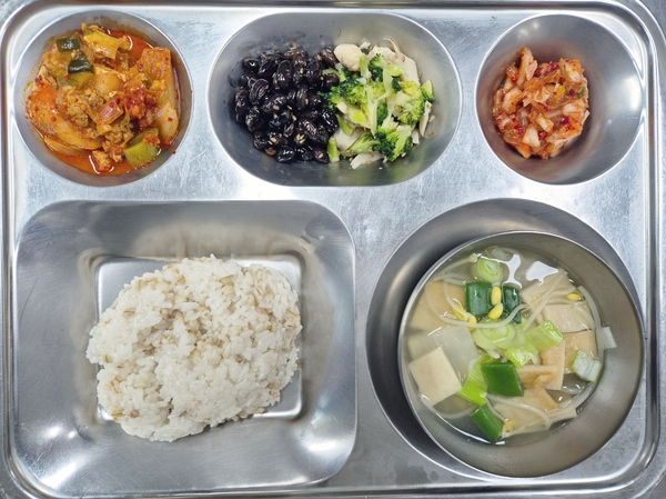 5bc236eea8508dab4703b8f9221902a3_1770790990_9315.jpg 5bc236eea8508dab4703b8f9221902a3_1770790990_9315.jpg