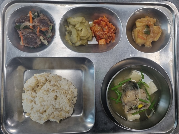 9826fa1c18c0544b79cff5600fcbed5c_1789021703_1193.jpg